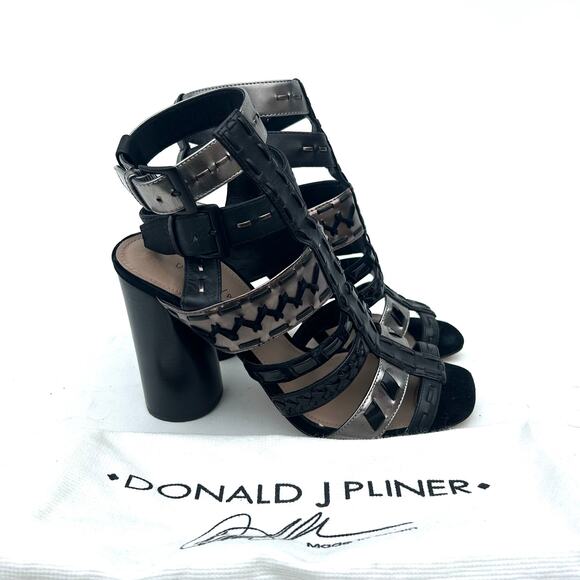 Donald J Pliner Bindy Block Cage Heels Gladiator Strappy Studded Metallic 9 - Picture 1 of 12